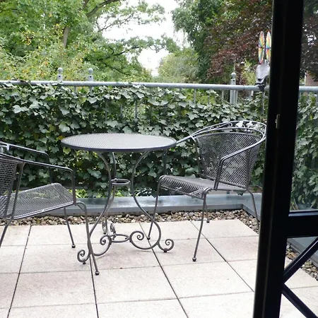 Appartementhaus Dr Domberg 4 * 바트즈위스케나흔