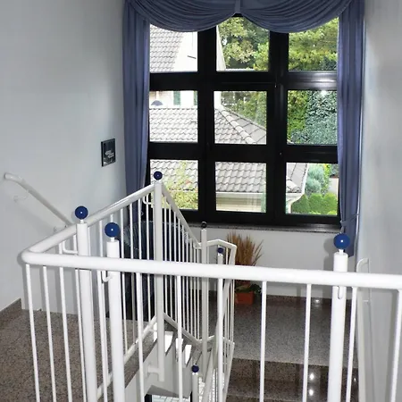 Appartementhaus Dr Domberg 4 아파트 *
