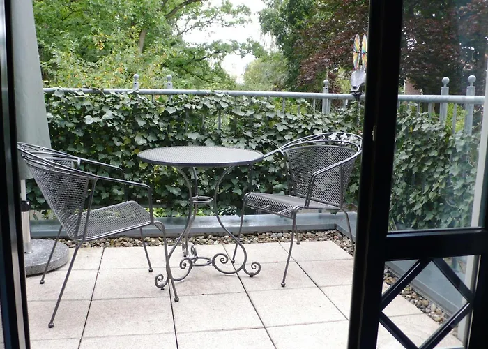 Appartementhaus Dr Domberg 4 * 巴德茨维什安